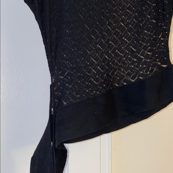 Open Shoulder Top - Picture 5 of 5